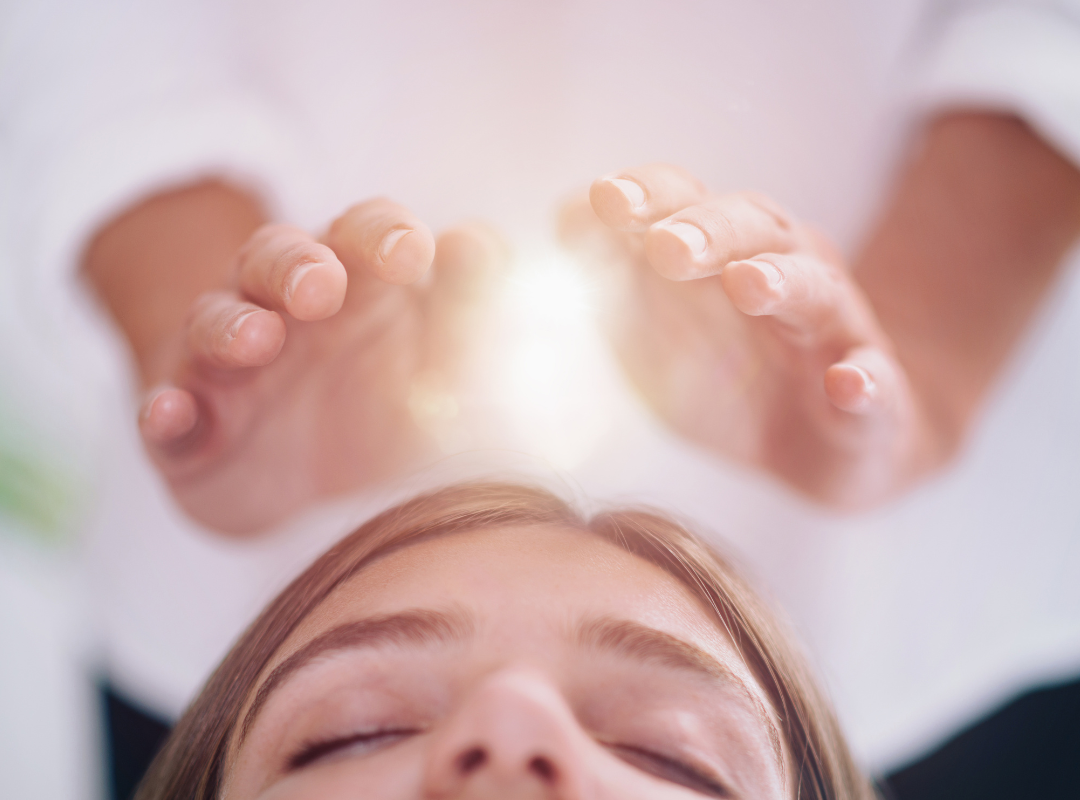 <p>レイキ メニュー<br />
《セラピスト大友限定メニュー》</p>
